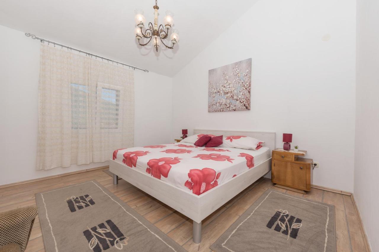 Holiday Home Frane Slivno  Bagian luar foto